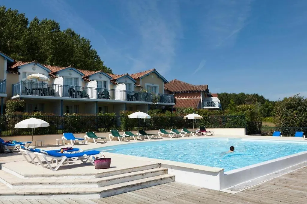 Residence Pierre & Vacances Le Hameau Du Lac Marciac Holiday park