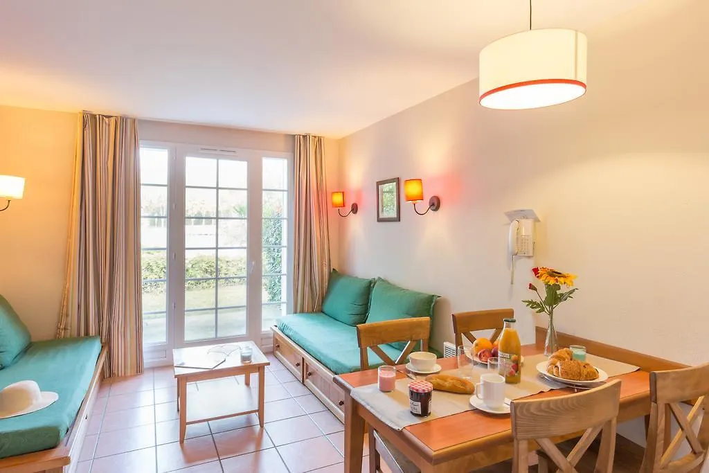 Holiday park Residence Pierre & Vacances Le Hameau Du Lac Marciac