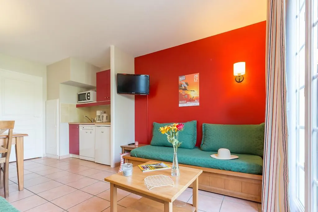 Residence Pierre & Vacances Le Hameau Du Lac Marciac France
