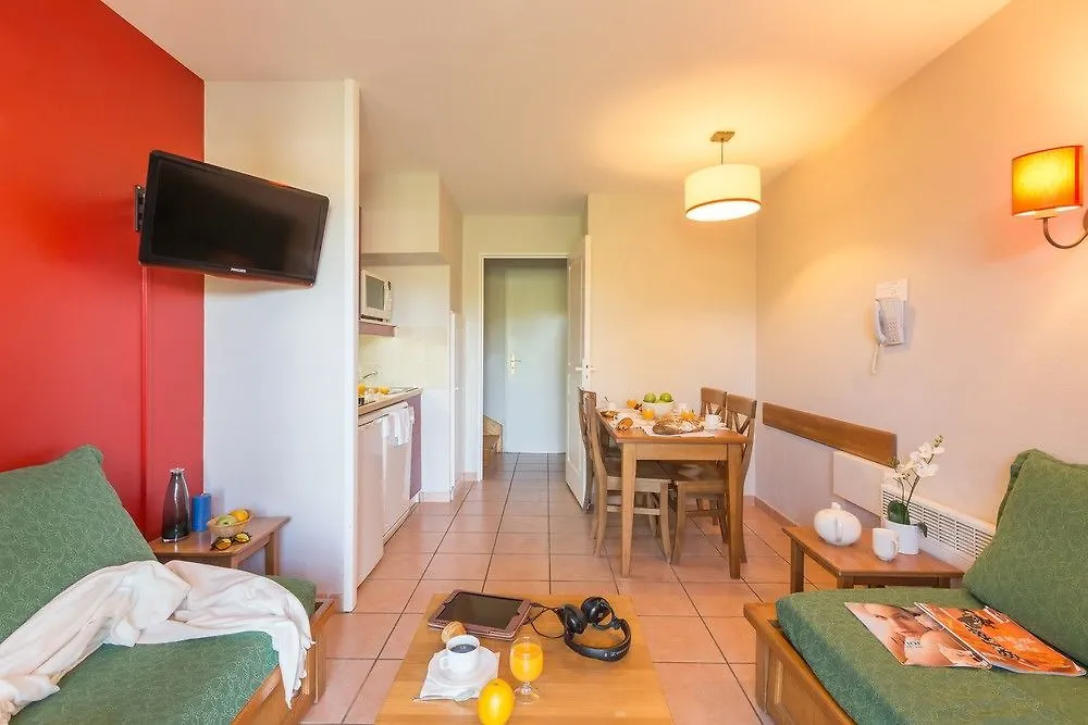 Residence Pierre & Vacances Le Hameau Du Lac Marciac 3*,