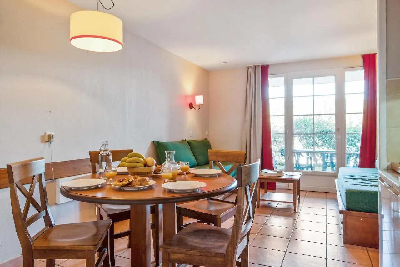 Holiday park Residence Pierre & Vacances Le Hameau Du Lac Marciac